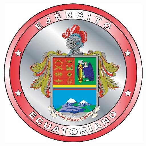Chequeos médicos preventivos para aspirantes al Ejército en Quito.
